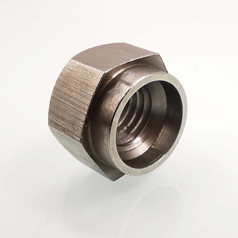Zwartmakende behandeling met dubbele ferrule-moer