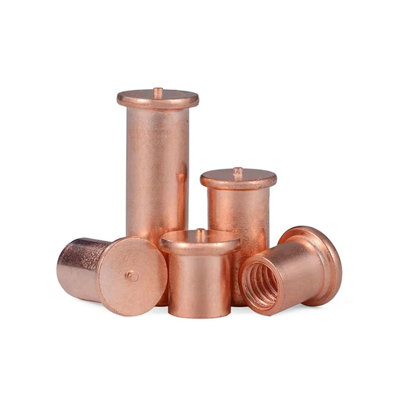 Interne thread las stud