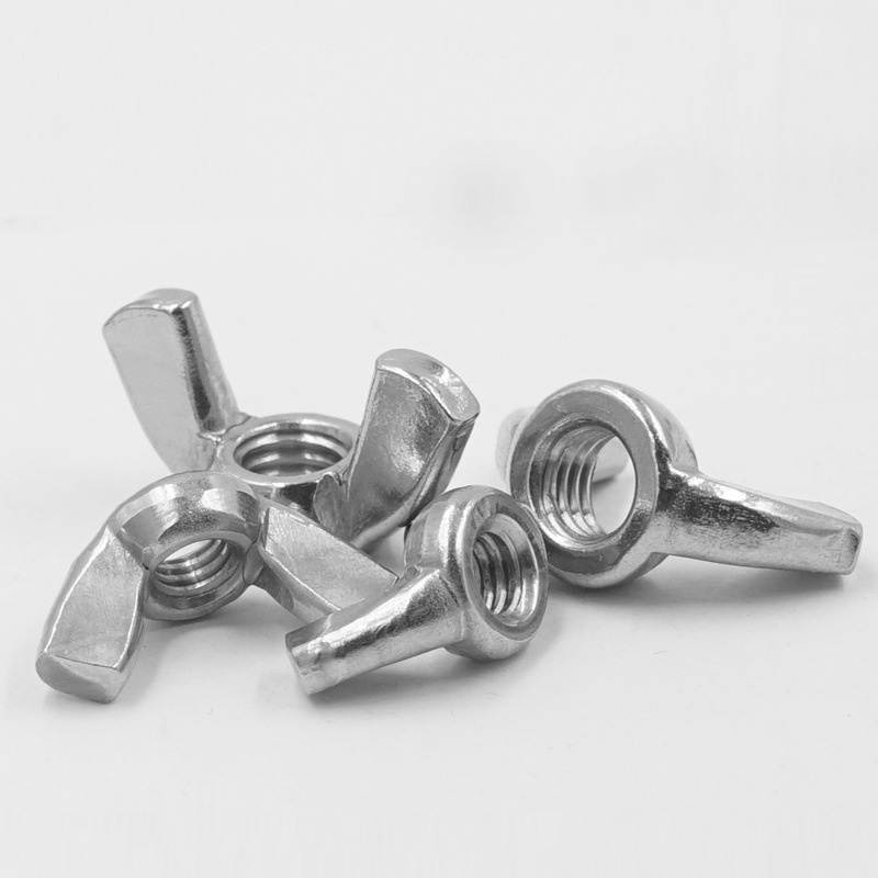 Vleugelmoer met afgeronde vleugels